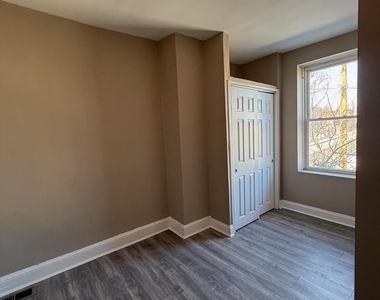 2424 E Chase Street - Photo Thumbnail 23