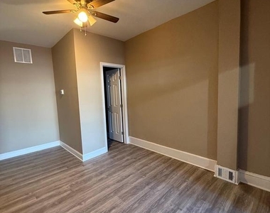2424 E Chase Street - Photo Thumbnail 8
