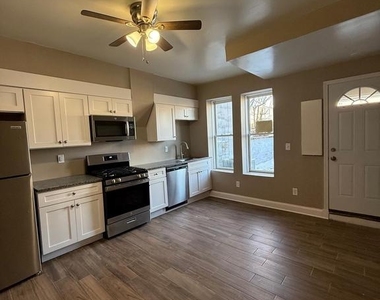 2424 E Chase Street - Photo Thumbnail 13