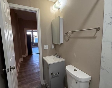 2424 E Chase Street - Photo Thumbnail 12