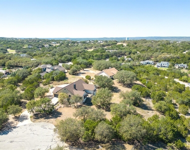 702 E Summit Dr - Photo Thumbnail 24