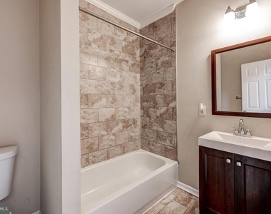 2103 E Madison Street - Photo Thumbnail 13