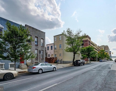 2103 E Madison Street - Photo Thumbnail 22