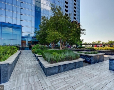 414 Light Street - Photo Thumbnail 45