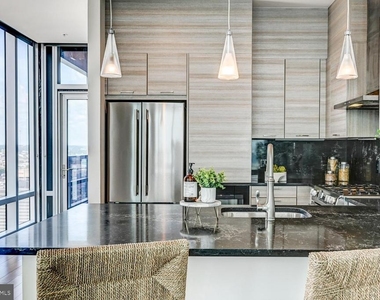 414 Light Street - Photo Thumbnail 14