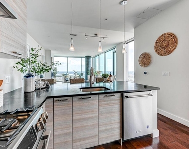414 Light Street - Photo Thumbnail 13