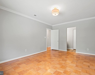 8 Cross Keys Road - Photo Thumbnail 22