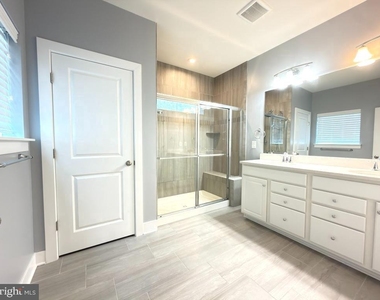 2512 Buckthorn Drive - Photo Thumbnail 13