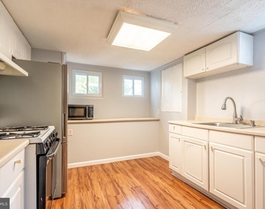 1216 Bay Ridge Avenue - Photo Thumbnail 7