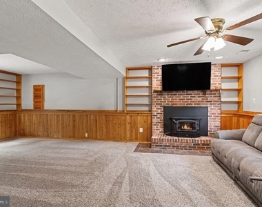 204 Kentucky Avenue - Photo Thumbnail 21
