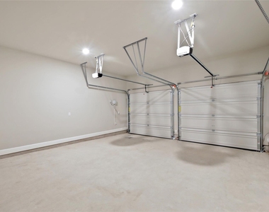104 Chinaberry Bnd - Photo Thumbnail 27