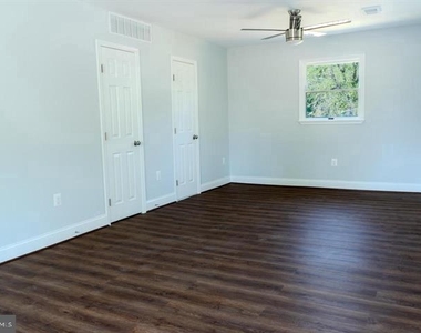 1528 Matthews Town Road - Photo Thumbnail 10