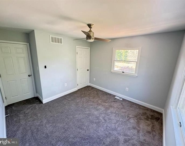 1528 Matthews Town Road - Photo Thumbnail 6