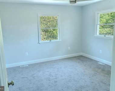 1528 Matthews Town Road - Photo Thumbnail 11