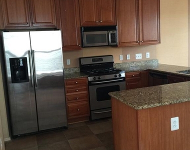 2404 Almhouse Drive - Photo Thumbnail 6