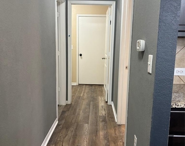 3509 Ortman Dr - Photo Thumbnail 13