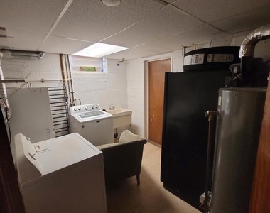409 Phelps Avenue - Photo Thumbnail 17
