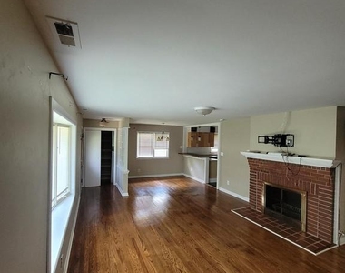 409 Phelps Avenue - Photo Thumbnail 23