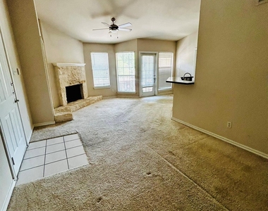 6804 N Capital Of Texas Highway - Photo Thumbnail 2