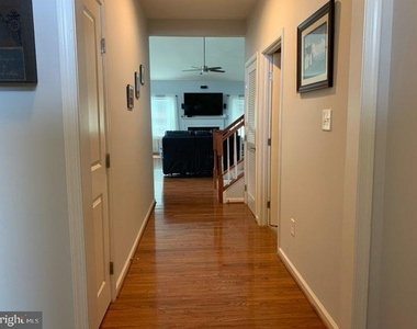 80 Fairway Drive - Photo Thumbnail 2