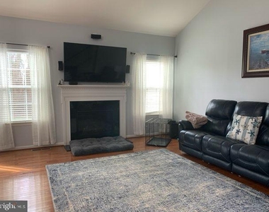 80 Fairway Drive - Photo Thumbnail 12