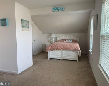 80 Fairway Drive - Photo Thumbnail 21