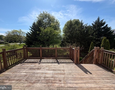 99 Highland Circle - Photo Thumbnail 22