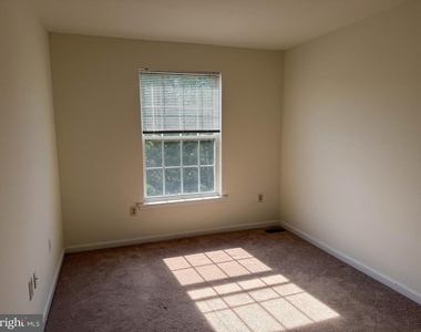 99 Highland Circle - Photo Thumbnail 13