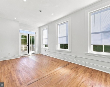 1412 Delaware Avenue - Photo Thumbnail 11