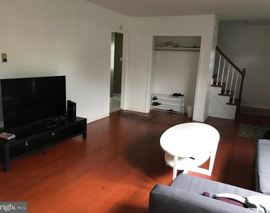215 Murray Road - Photo Thumbnail 2