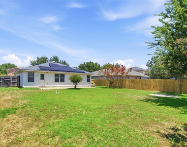 209 Rinehardt St - Photo Thumbnail 23