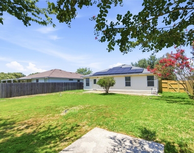209 Rinehardt St - Photo Thumbnail 25
