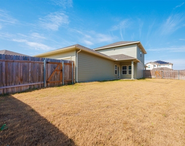 202 Fairmeadow Downs Dr - Photo Thumbnail 15