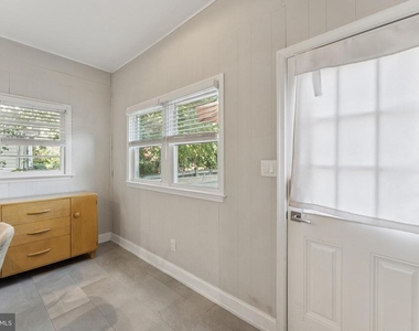 123 U Street Nw - Photo Thumbnail 7