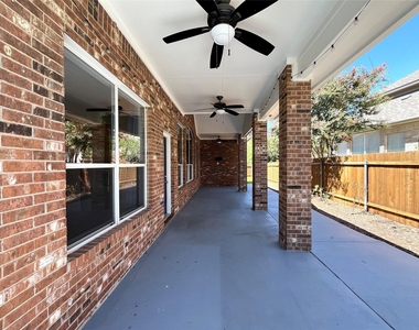 3004 Edgecreek Pl - Photo Thumbnail 29