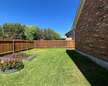 3004 Edgecreek Pl - Photo Thumbnail 33