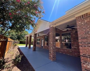 3004 Edgecreek Pl - Photo Thumbnail 27