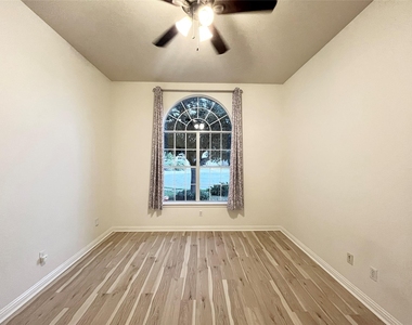 3004 Edgecreek Pl - Photo Thumbnail 15