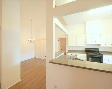 8200 Cahill Dr - Photo Thumbnail 4