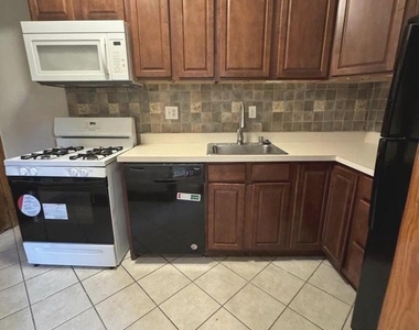 3626 12th Street Ne - Photo Thumbnail 1