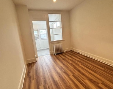 3626 12th Street Ne - Photo Thumbnail 7