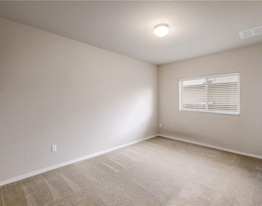 18736 Mangan Way - Photo Thumbnail 20