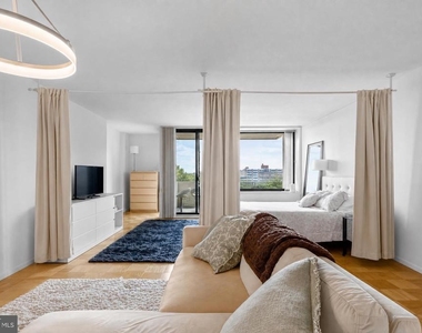 1245 4th Street Sw - Photo Thumbnail 4