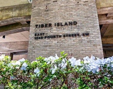 1245 4th Street Sw - Photo Thumbnail 27