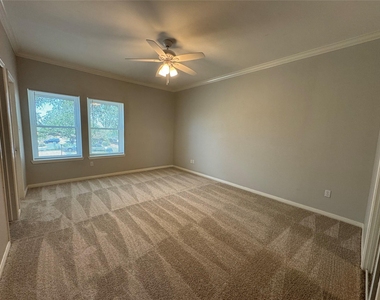 12212 Brigadoon Ln - Photo Thumbnail 10