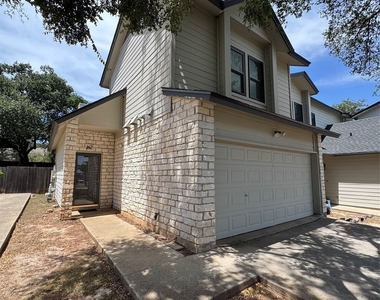 12212 Brigadoon Ln - Photo Thumbnail 2
