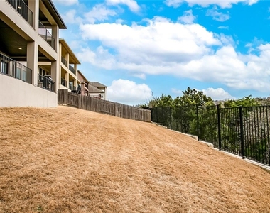 2236 Long Bow Dr - Photo Thumbnail 37