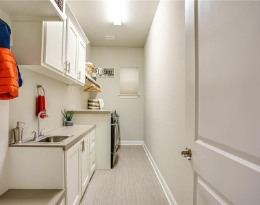 2236 Long Bow Dr - Photo Thumbnail 33