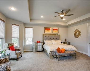 2236 Long Bow Dr - Photo Thumbnail 21