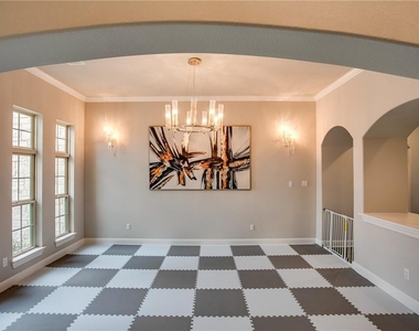 2236 Long Bow Dr - Photo Thumbnail 5
